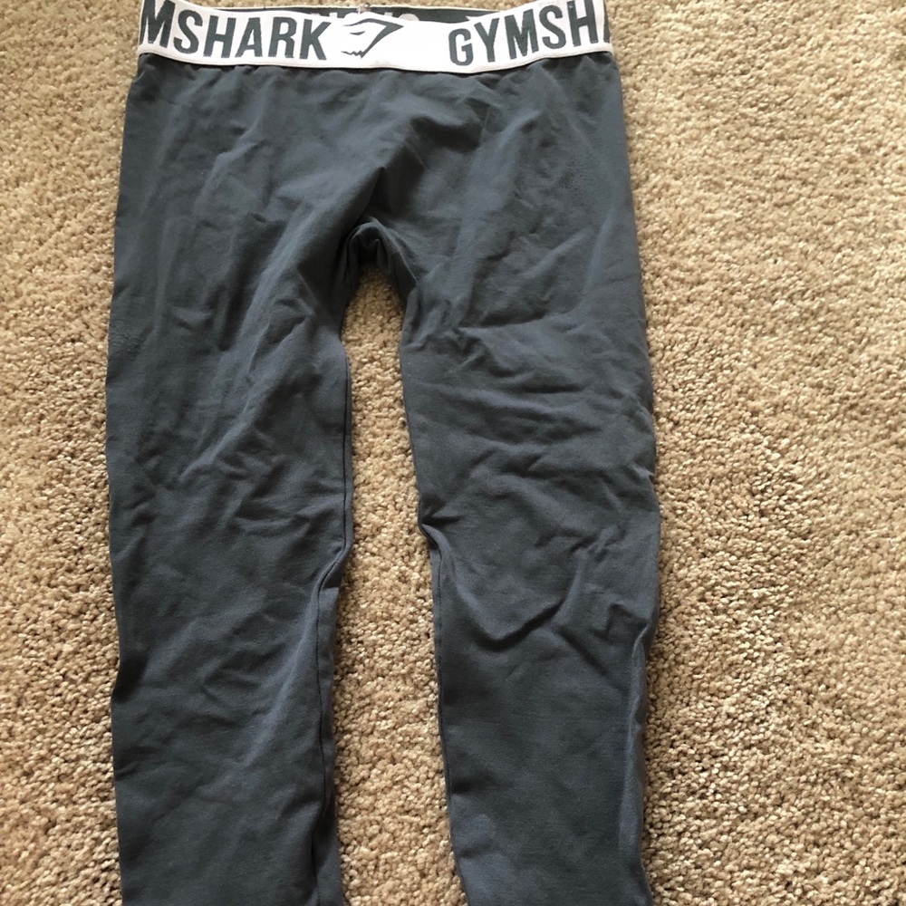 Women’s cropped leggings